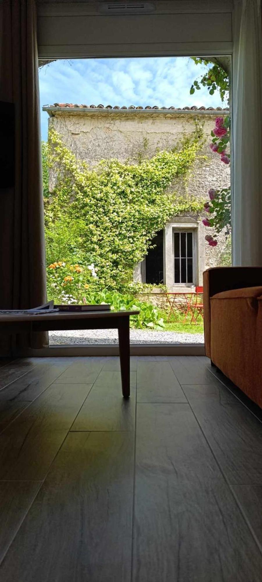 Maison Irondas Saint-Pierre-d'Aurillac Esterno foto