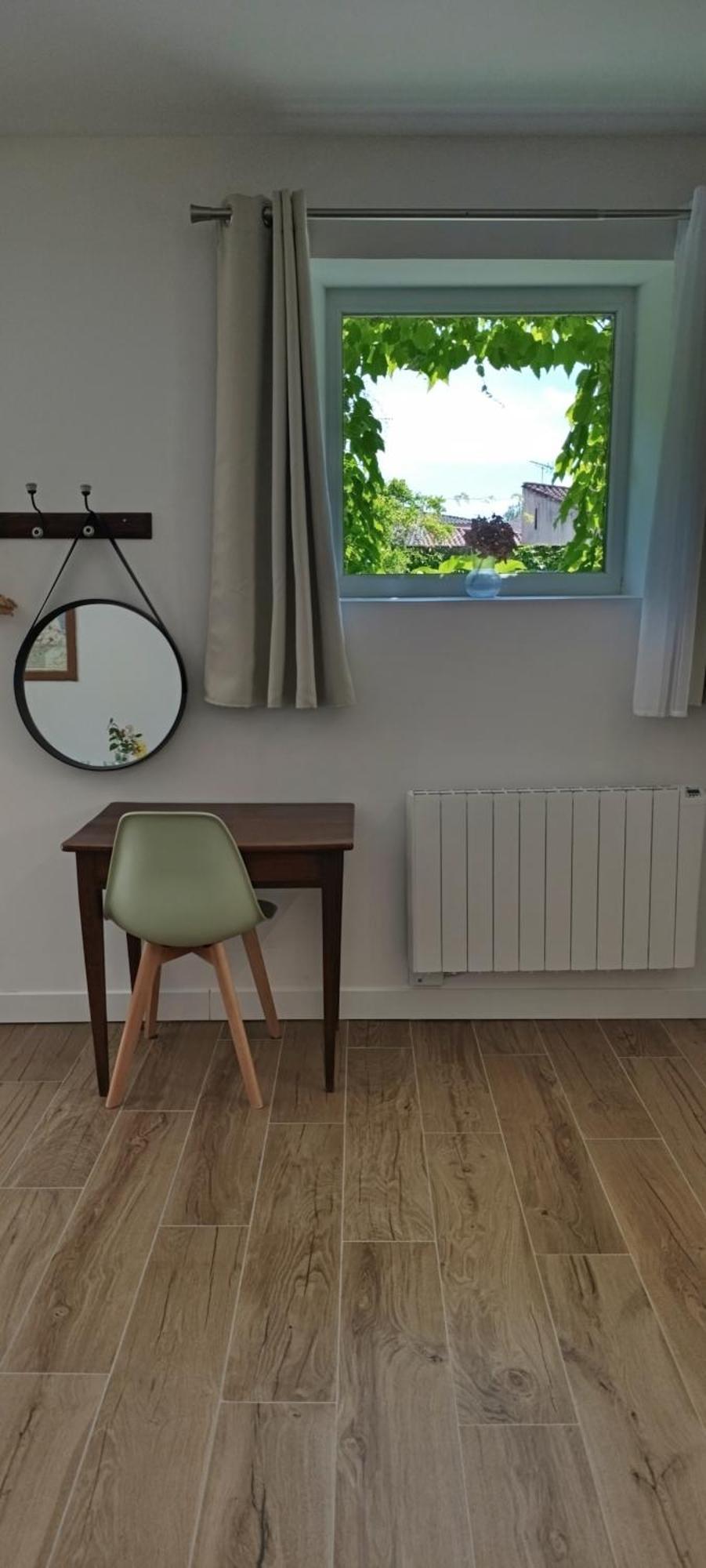 Maison Irondas Saint-Pierre-d'Aurillac Esterno foto
