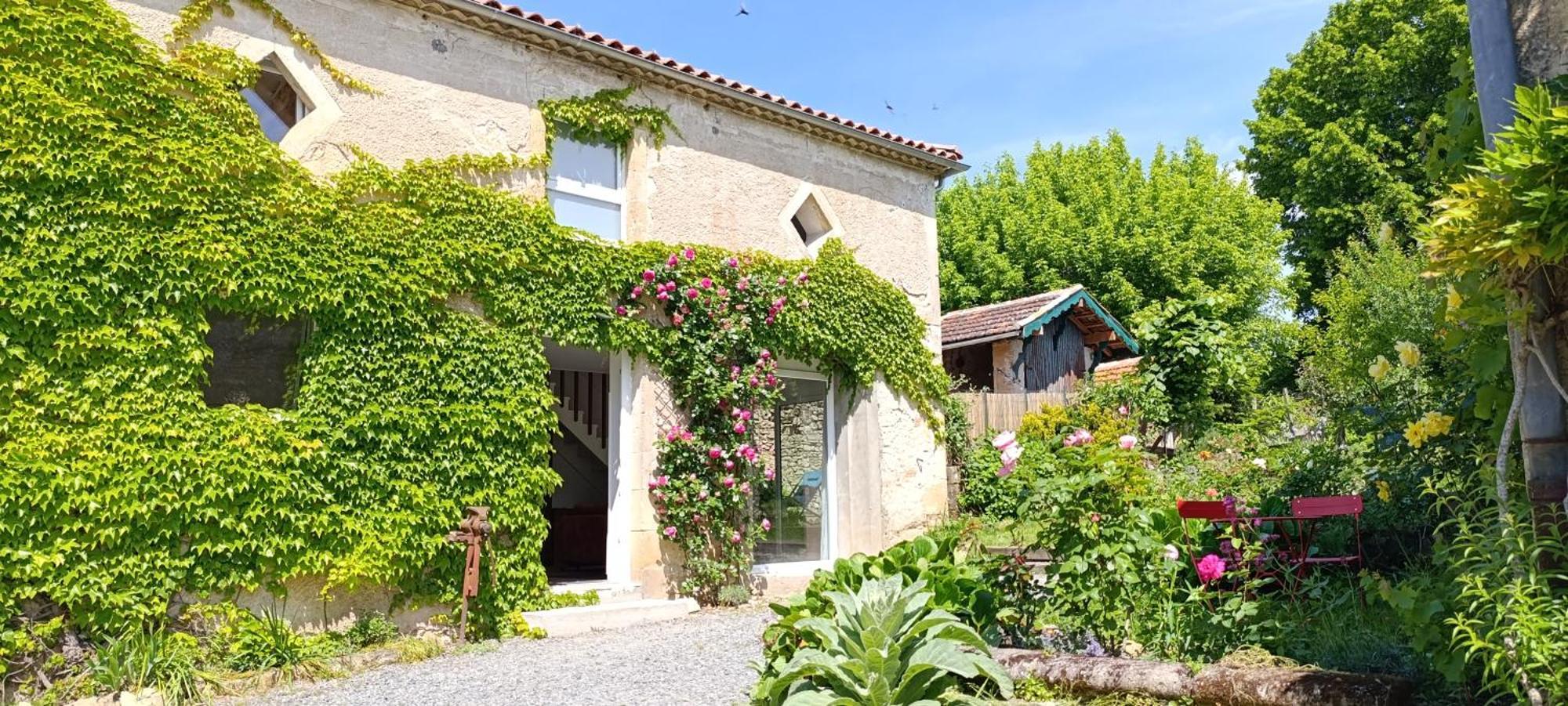Maison Irondas Saint-Pierre-d'Aurillac Esterno foto